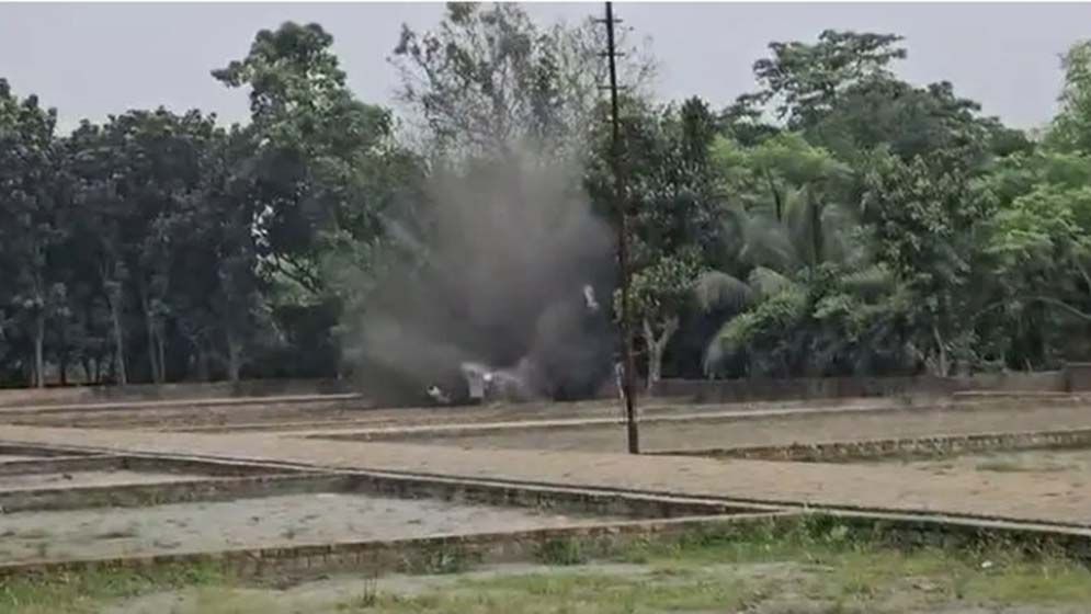 সাভারে চায়ের দোকানে রাখা ছিল প্রেশারকুকার আকৃতির ‘বোমা’